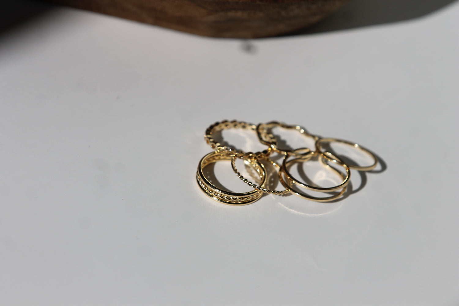 Juego de 6 anillos delicados bañados en oro de 14 k
