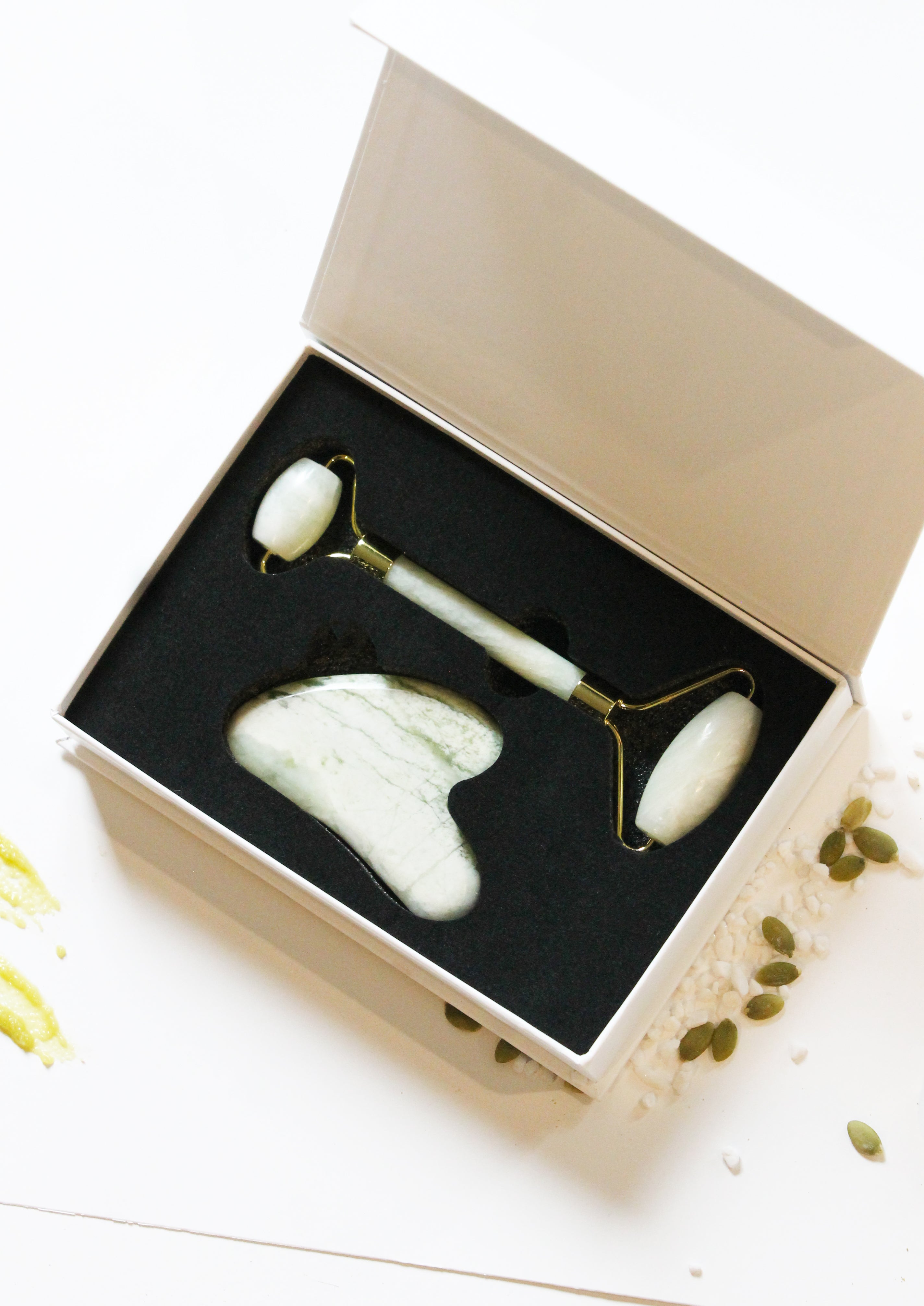 Jade & Gua Sha Roller Set