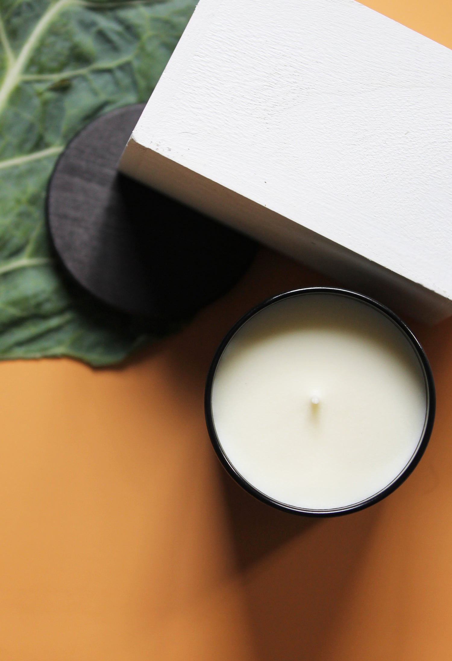 Cereria Molla Basil & Mandarin Candle – Pro Beauty